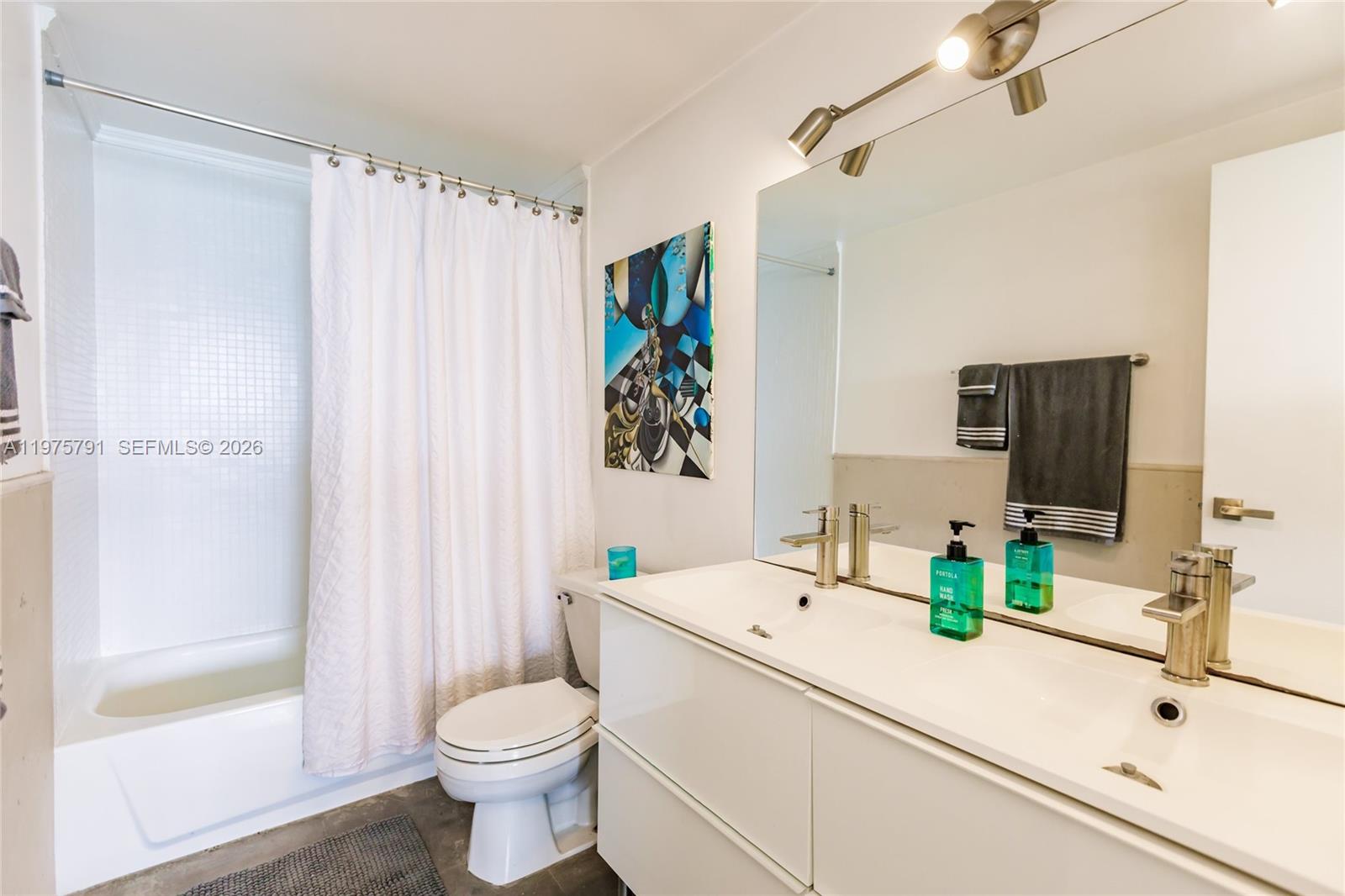 MIRADOR 1000 CONDO - Residential Lease