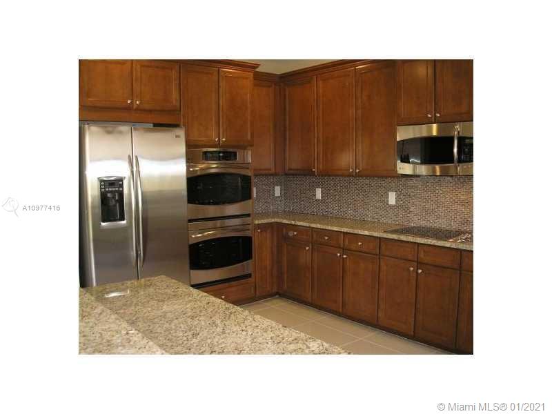 DORAL BREEZE - Residential Lease