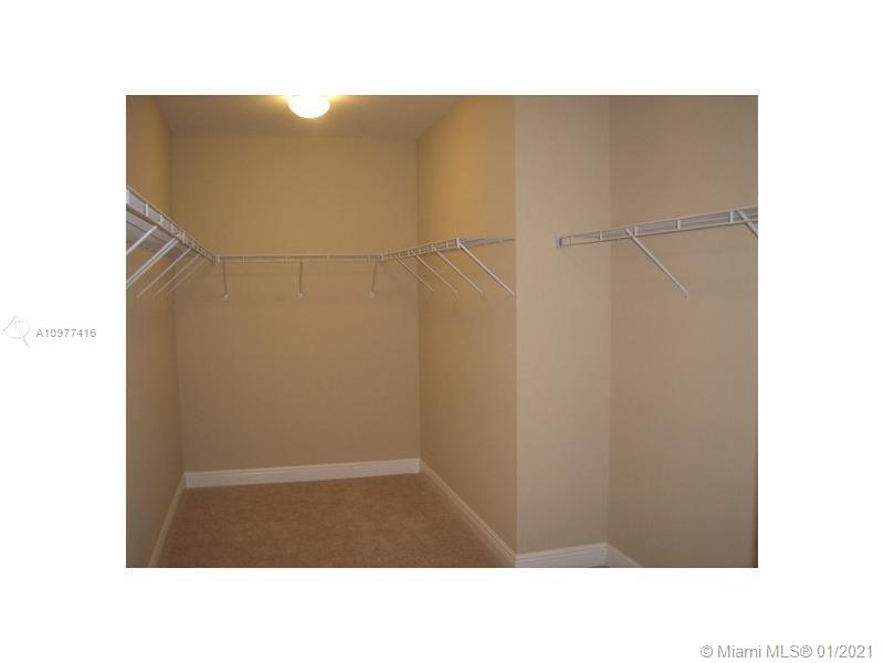 DORAL BREEZE - Residential Lease