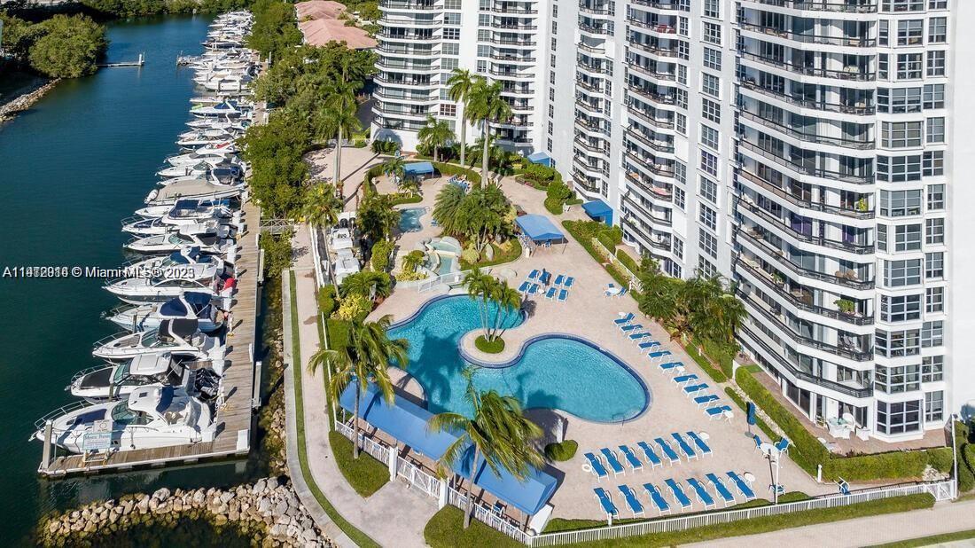 MYSTIC POINTE TOWER 500 C - Residential Lease