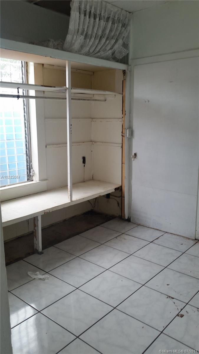 WESTLAWN - Residential