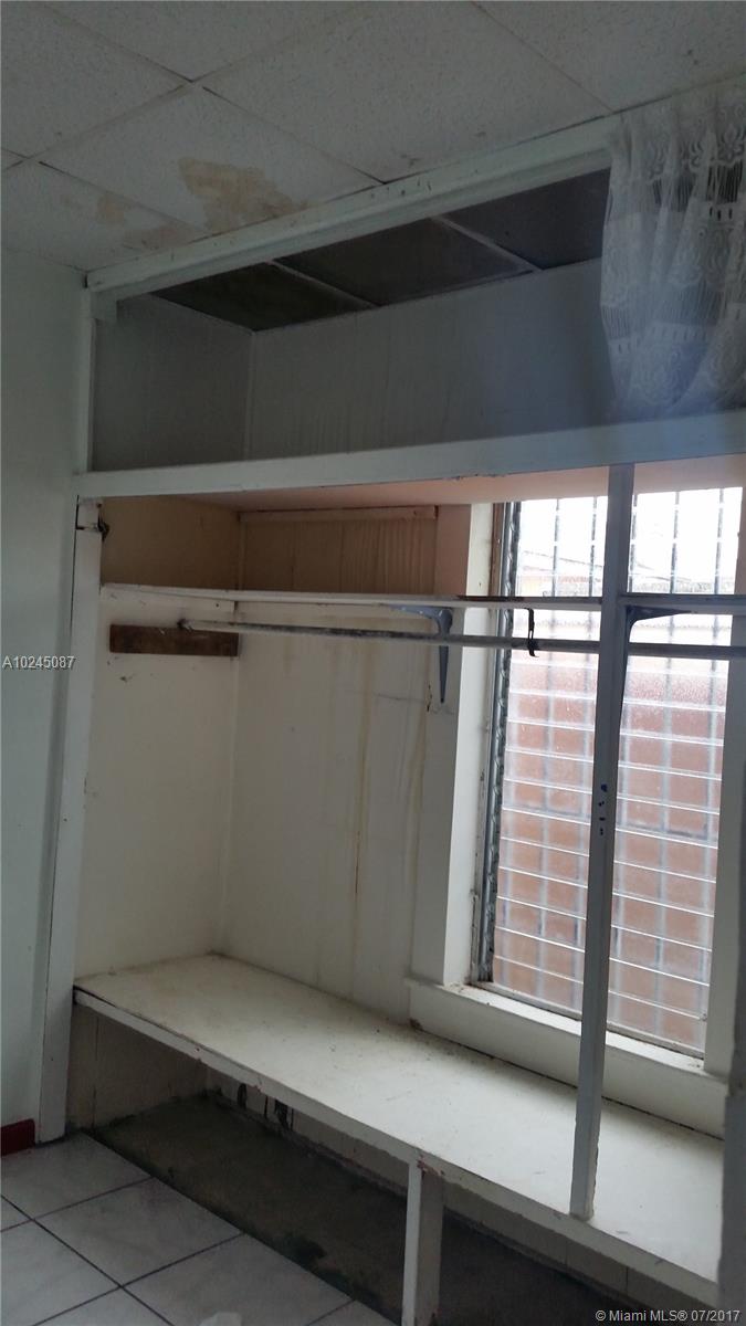 WESTLAWN - Residential