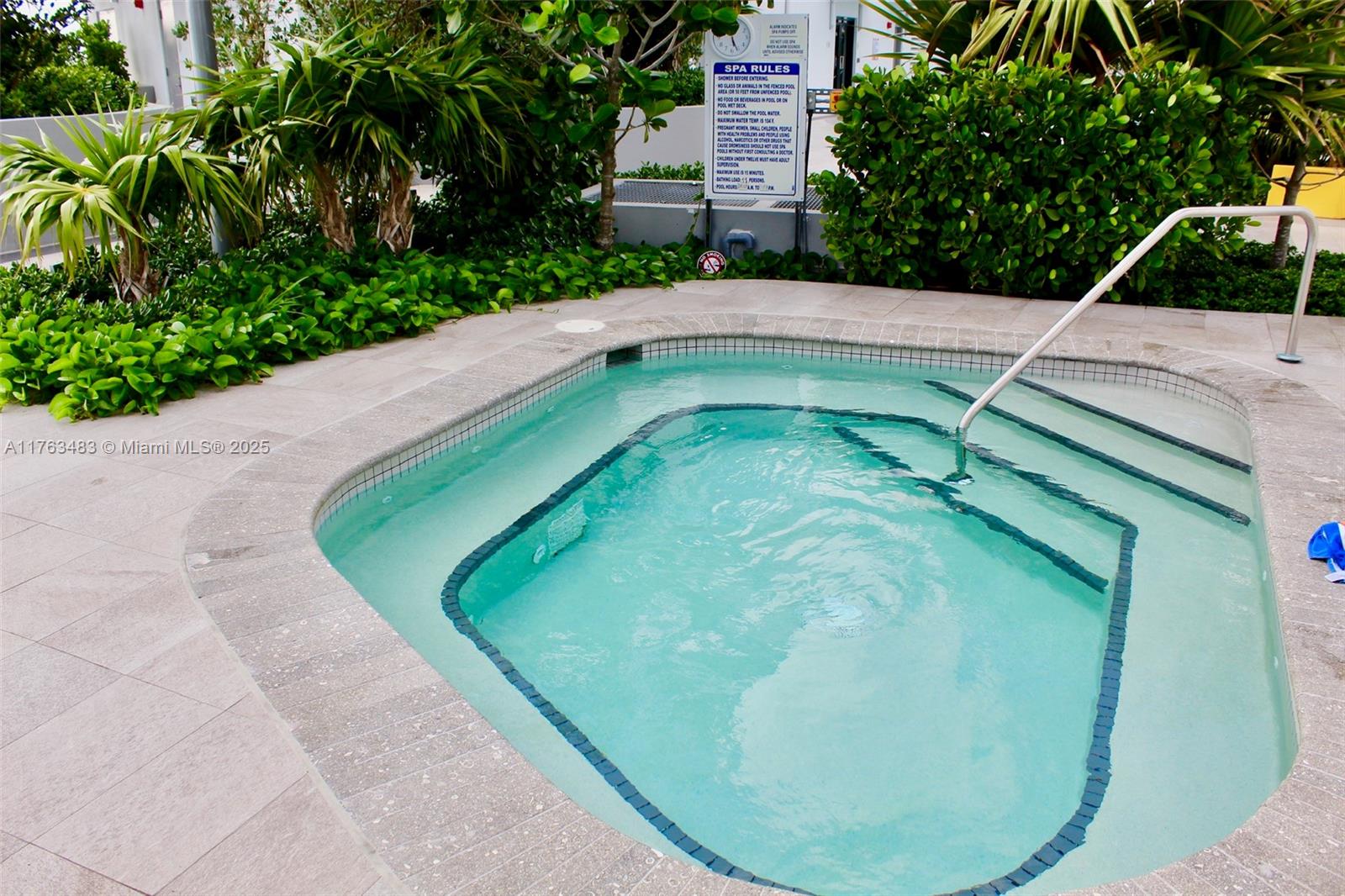 PARAISO BAYVIEWS CONDO - Residential