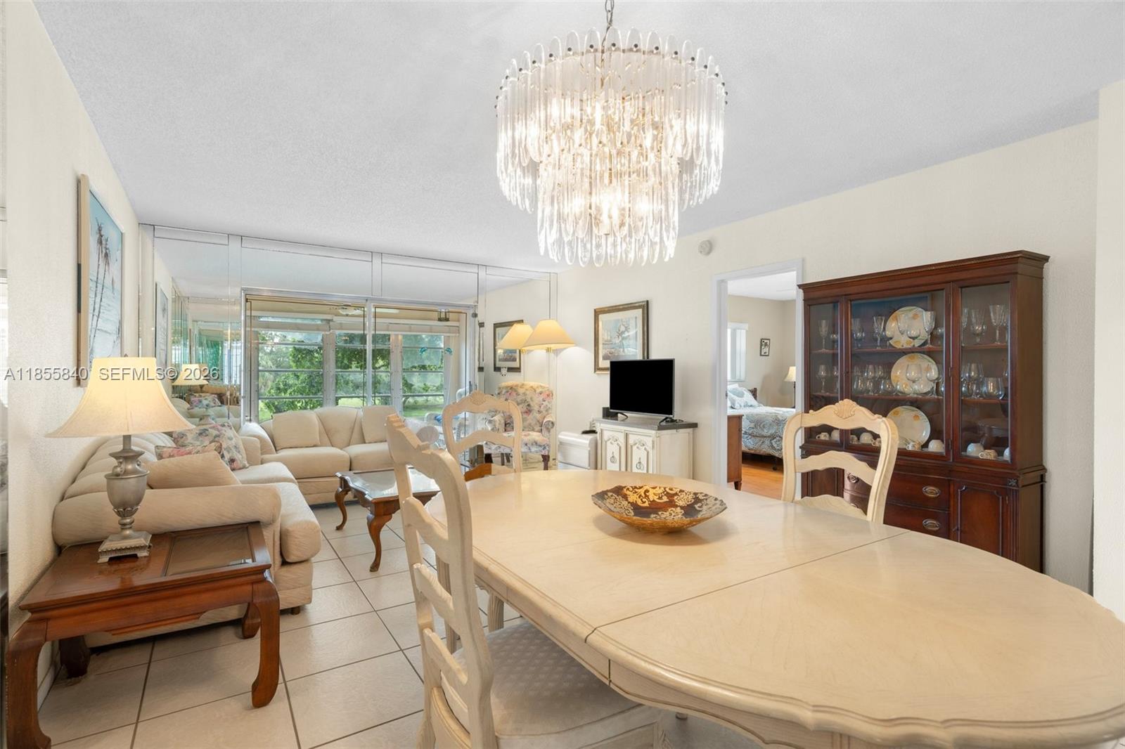 ORIOLE GOLF & TENNIS CLUB - Residential