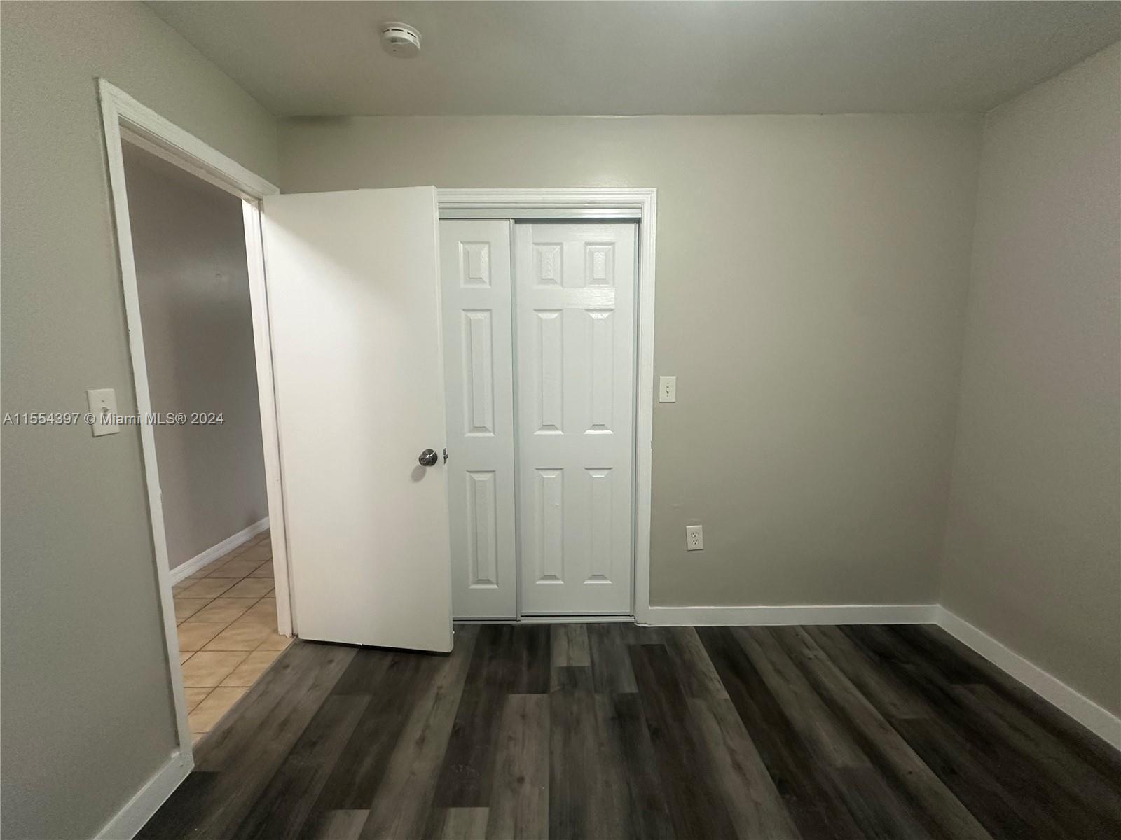 ALFIE MANOR - Residential Lease