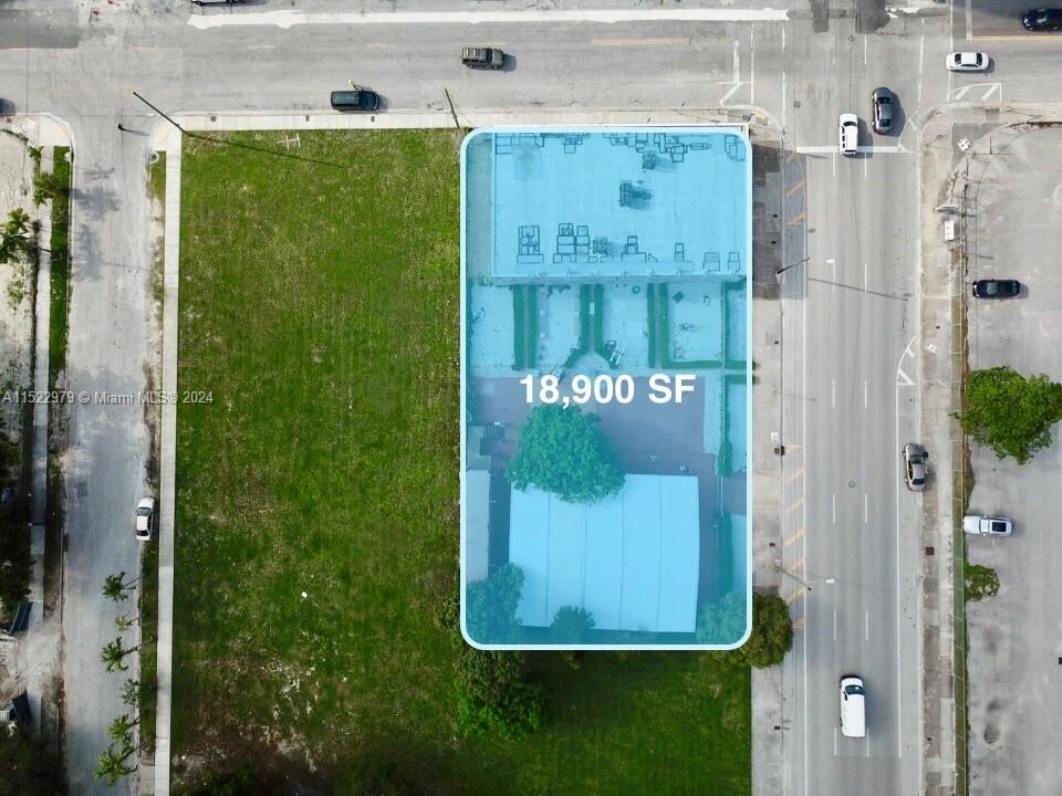 1542 NE 1st AVE