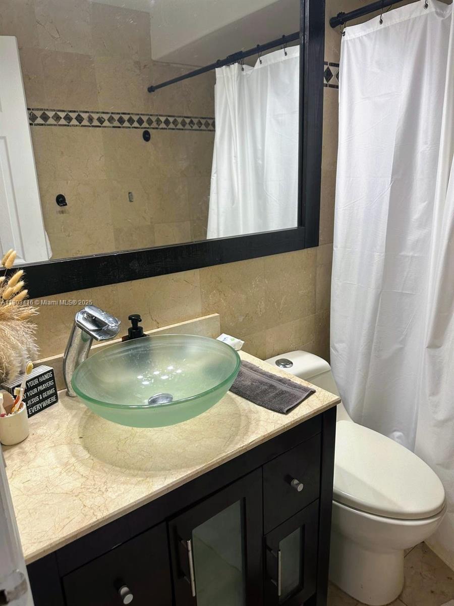 FAIRVIEW HOMES - Residential