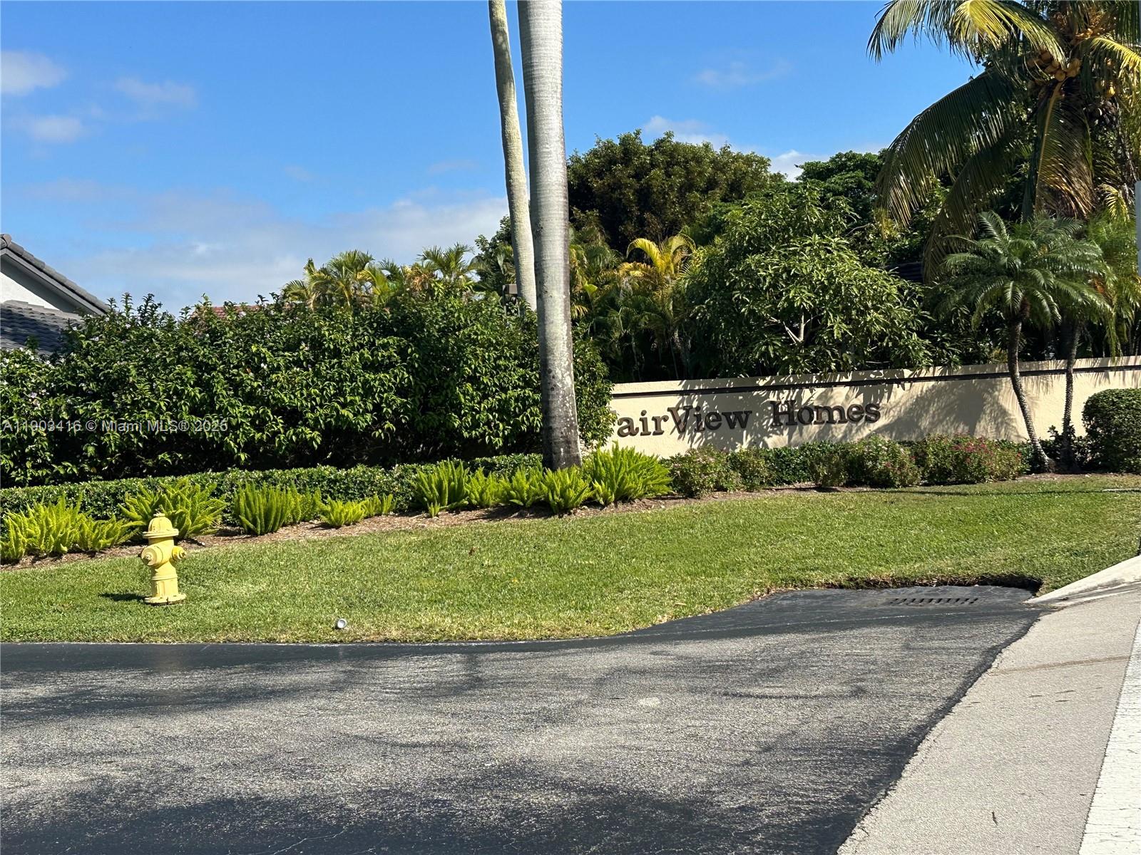 FAIRVIEW HOMES - Residential