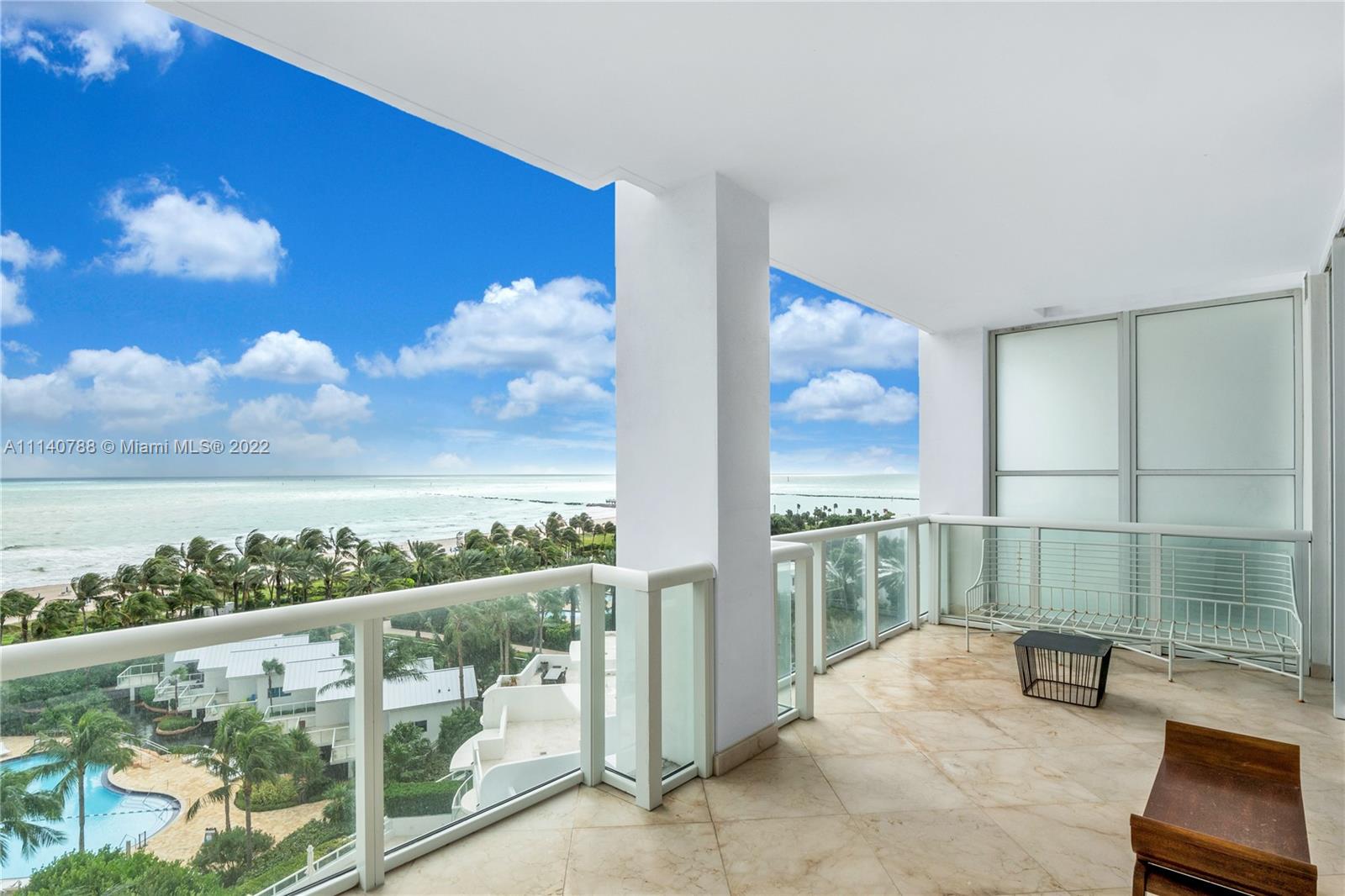 CONTINUUM ON SOUTH BEACH - Residential