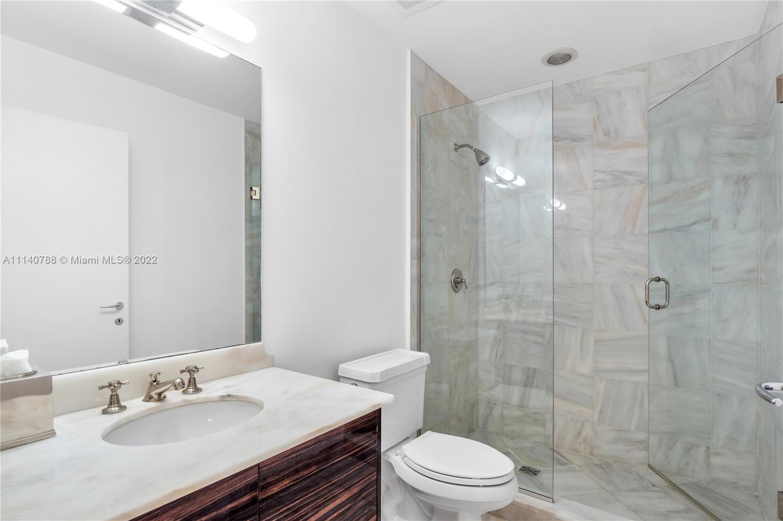 CONTINUUM ON SOUTH BEACH - Residential