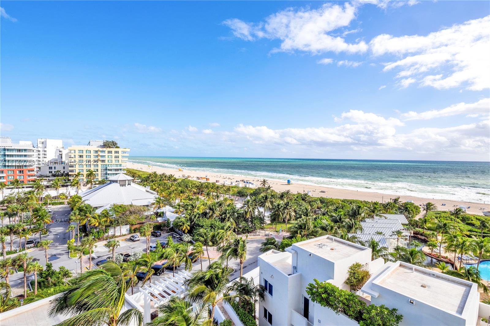 CONTINUUM ON SOUTH BEACH - Residential