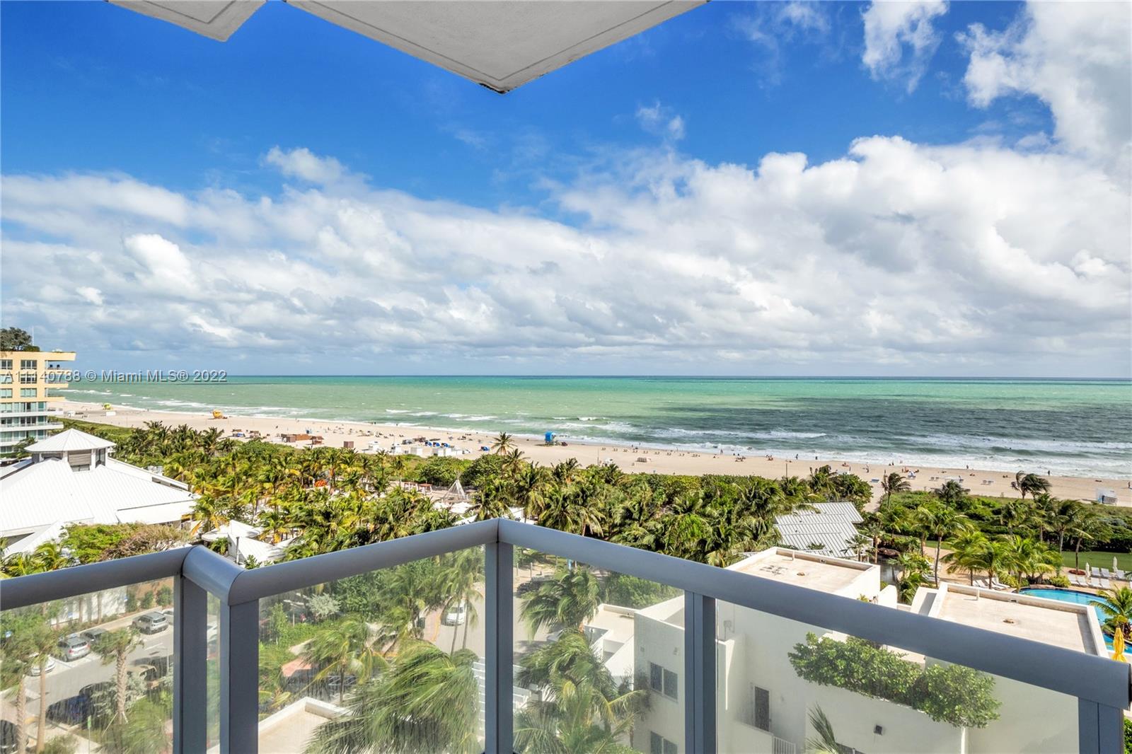 CONTINUUM ON SOUTH BEACH - Residential