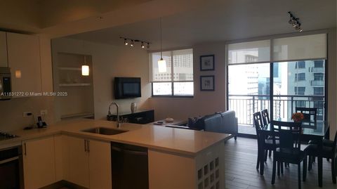 999 SW 1st Ave 2514 Miami FL 33130