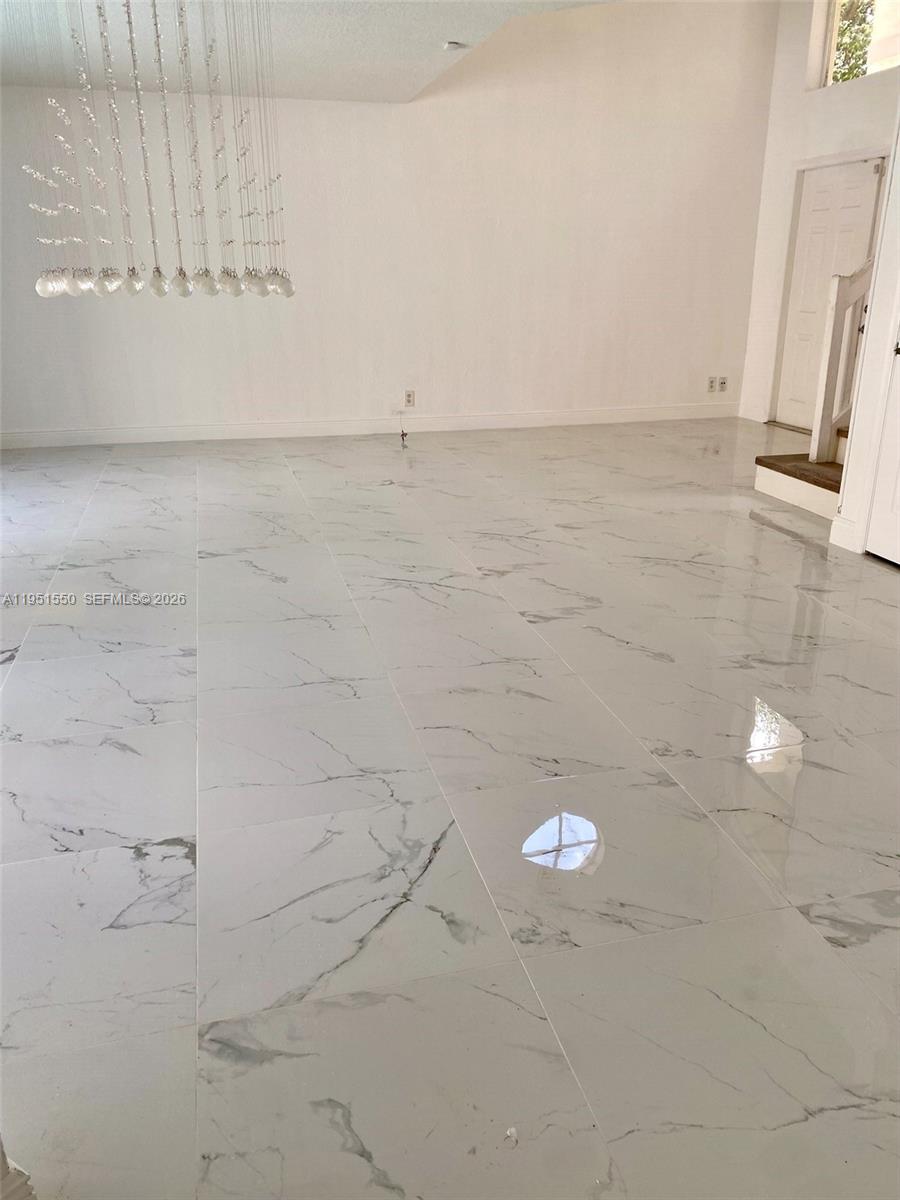 11301 ROCKINGHORSE RD