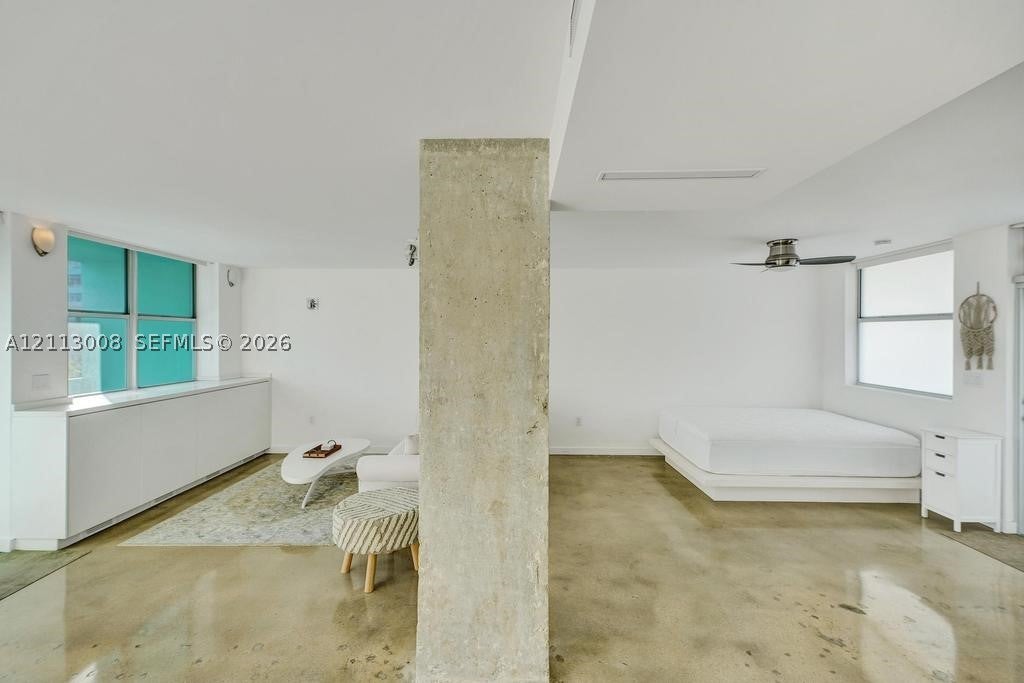 301 Ocean Dr 402