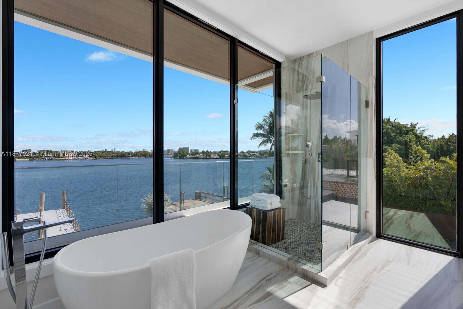 BISCAYNE BEACH-2ND ADDN - Residential