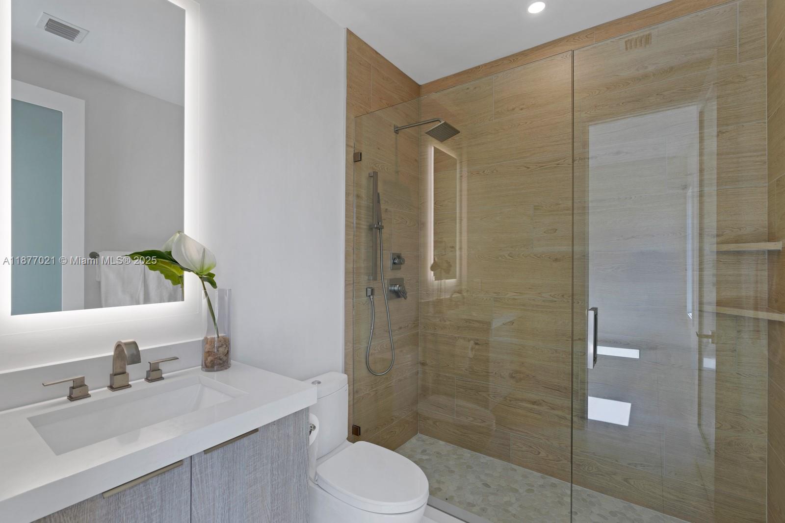 BISCAYNE BEACH-2ND ADDN - Residential