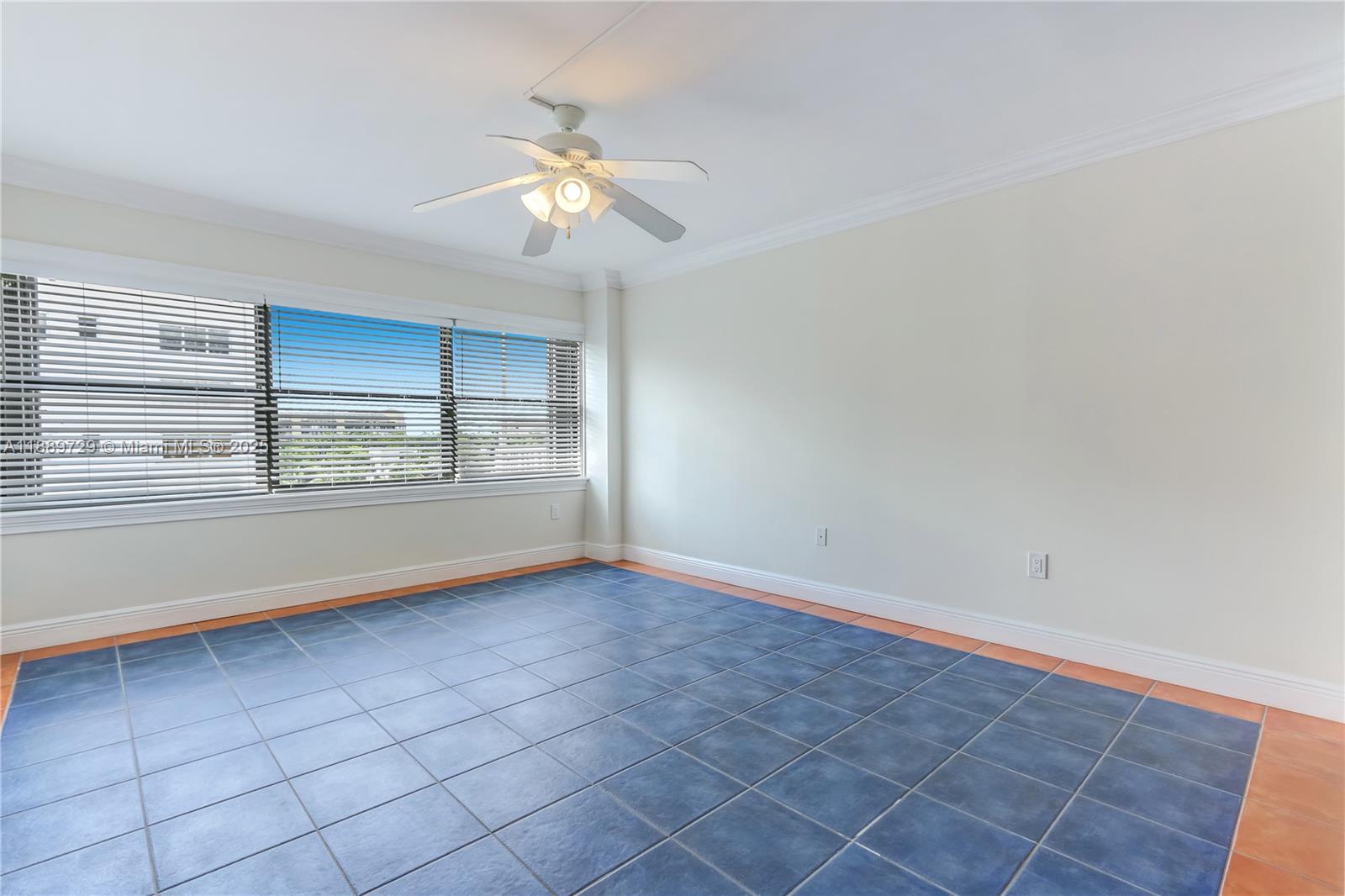 GALEN BREAKERS CONDOMINIU - Residential Lease