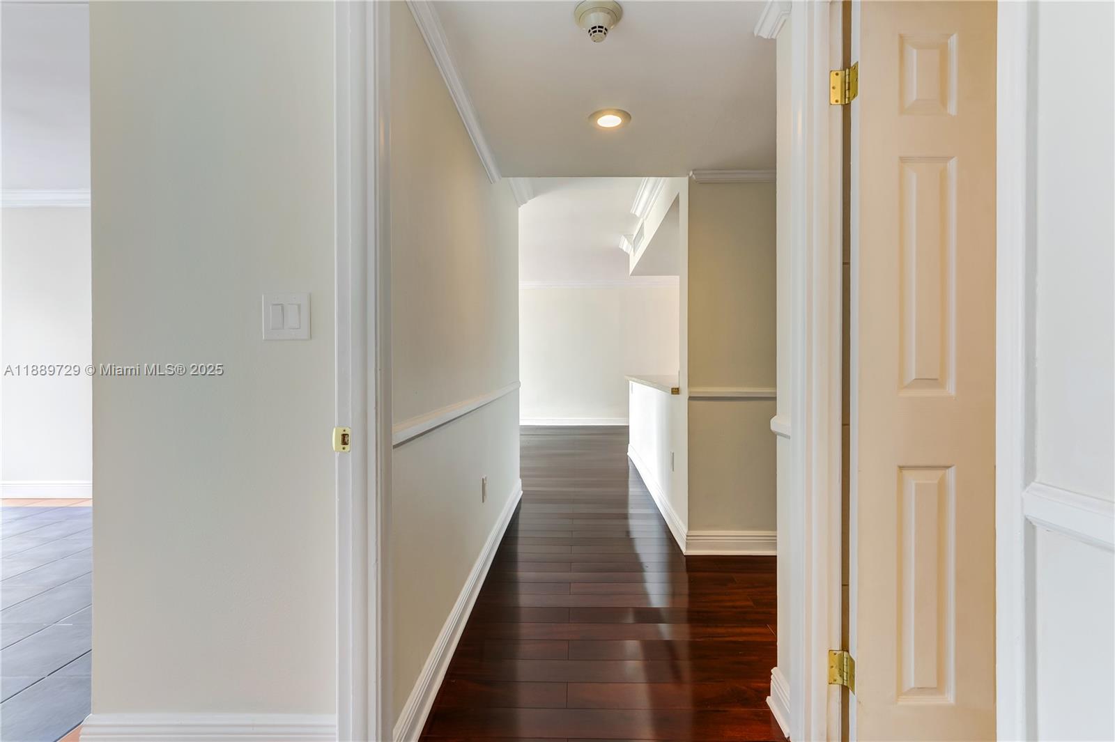 GALEN BREAKERS CONDOMINIU - Residential Lease