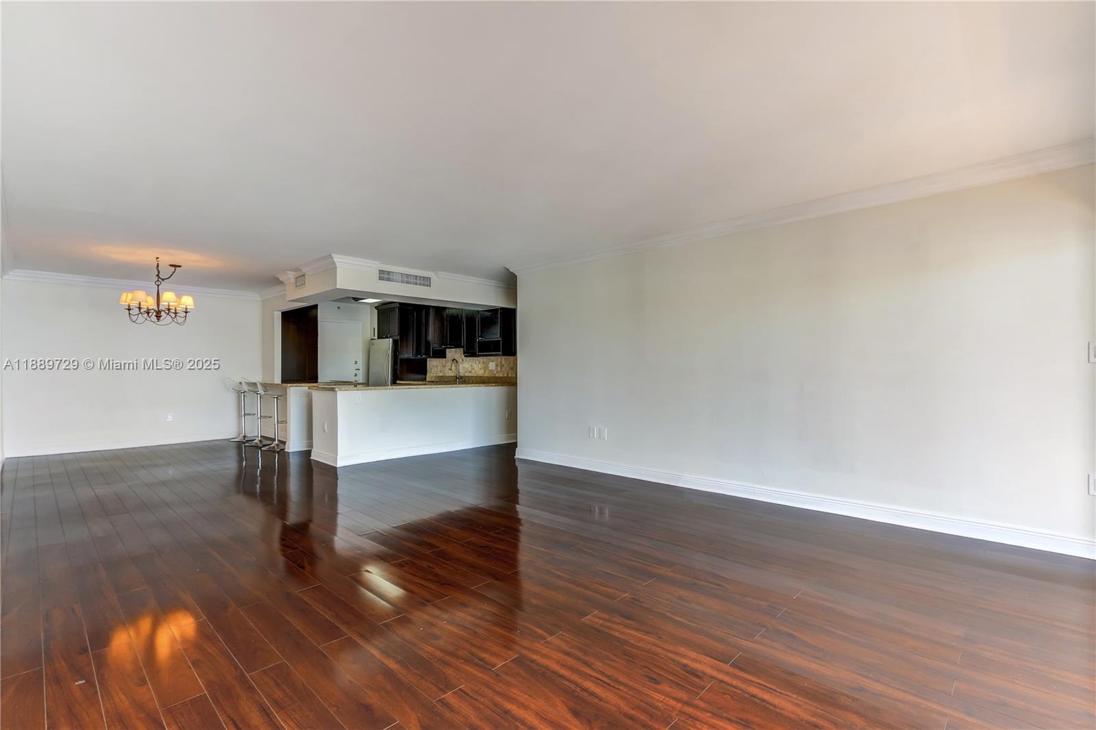 GALEN BREAKERS CONDOMINIU - Residential Lease