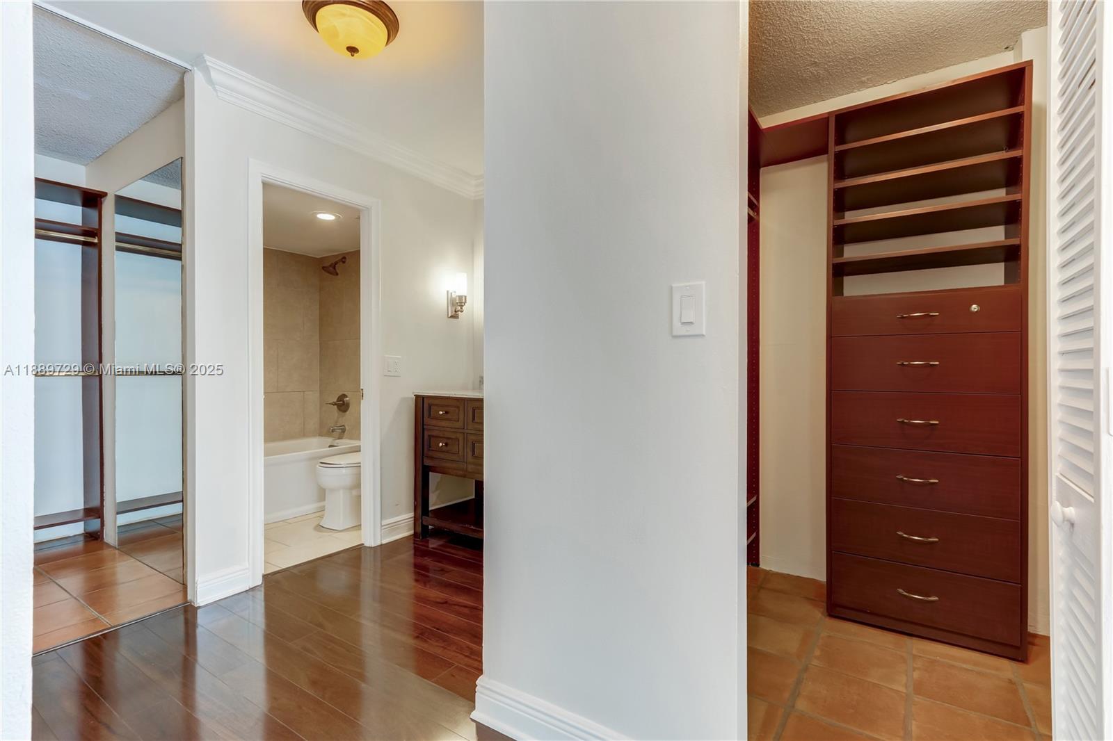 GALEN BREAKERS CONDOMINIU - Residential Lease