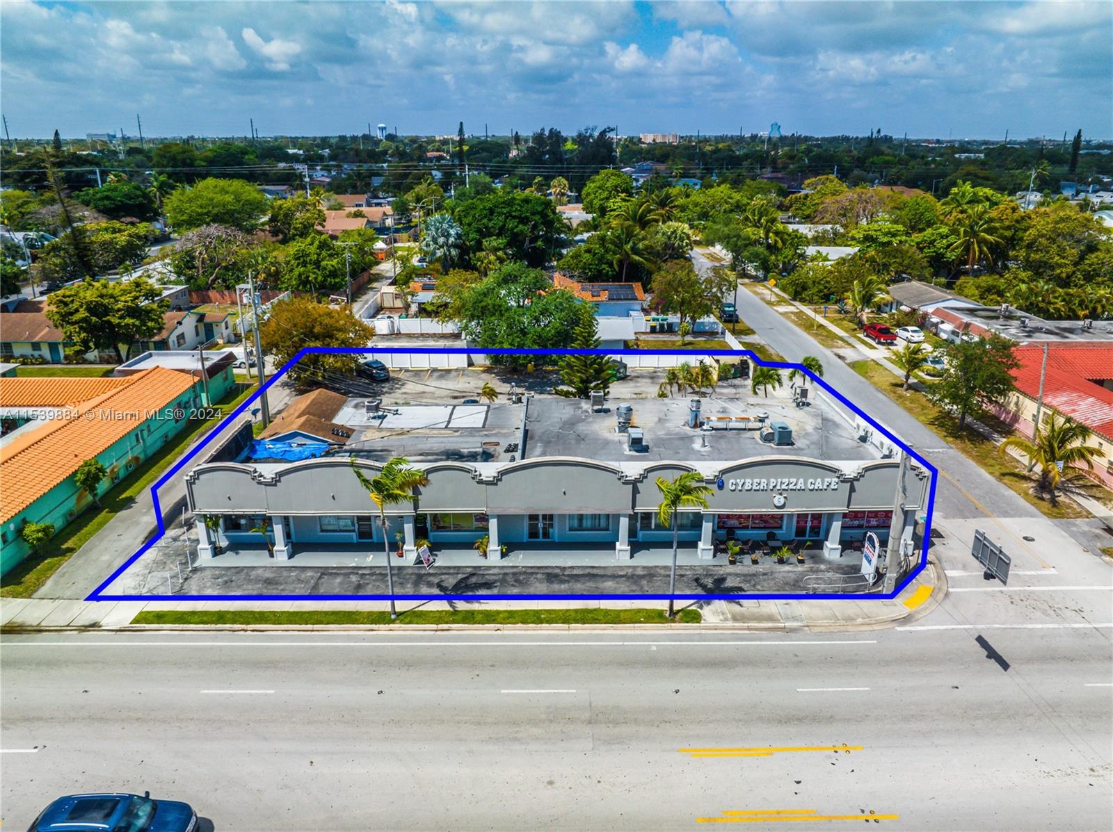 Proud to present 1200 Plaza, a flexible 6-bay retail shopping center situated on the highly trafficked Federal Highway corridor in the heart of Dania Beach. The property features a nearly half-acre footprint with on-site parking and 135 FT of frontage, only blocks from national retailers.
Extremely flexible leasing structure with all current tenants month-to-month, coming up on expiration, or w/ demo clause (one of which is a 2nd generation kitchen), and are at below market rents. An investor may opt to adjust rents to the current market, re-tenant the building entirely, or more interestingly, adapt all or a portion of the building for a new purpose as an owner-user or innovator.