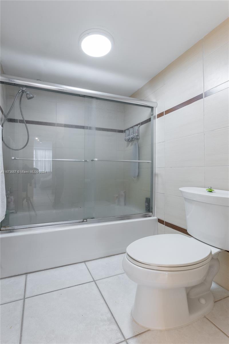 DEL PRADO - Residential