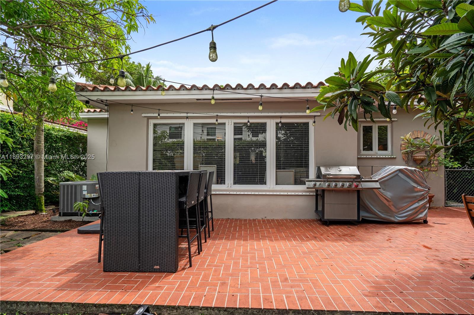 CORAL GABLES GRANADA SEC - Residential