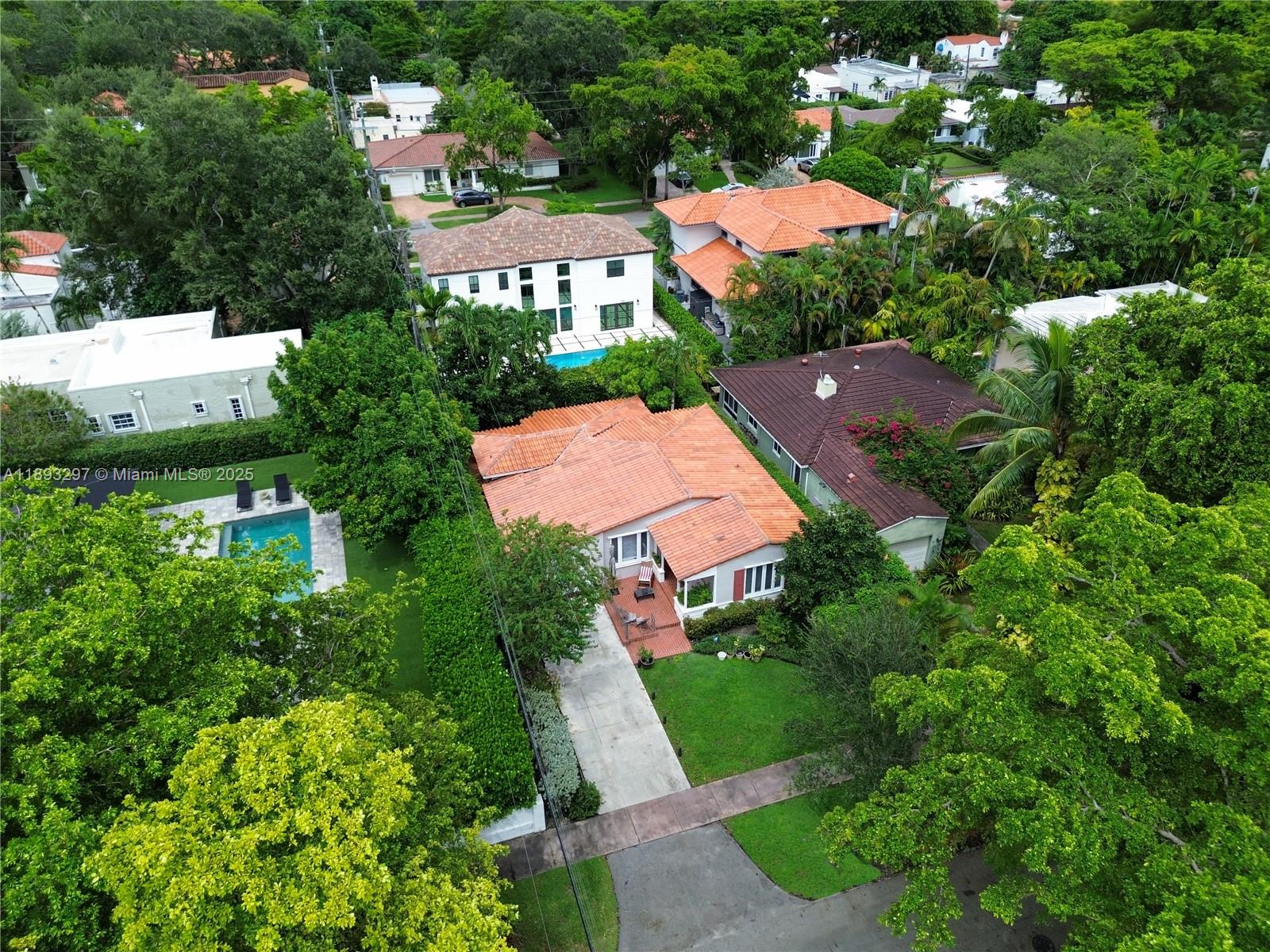 CORAL GABLES GRANADA SEC - Residential