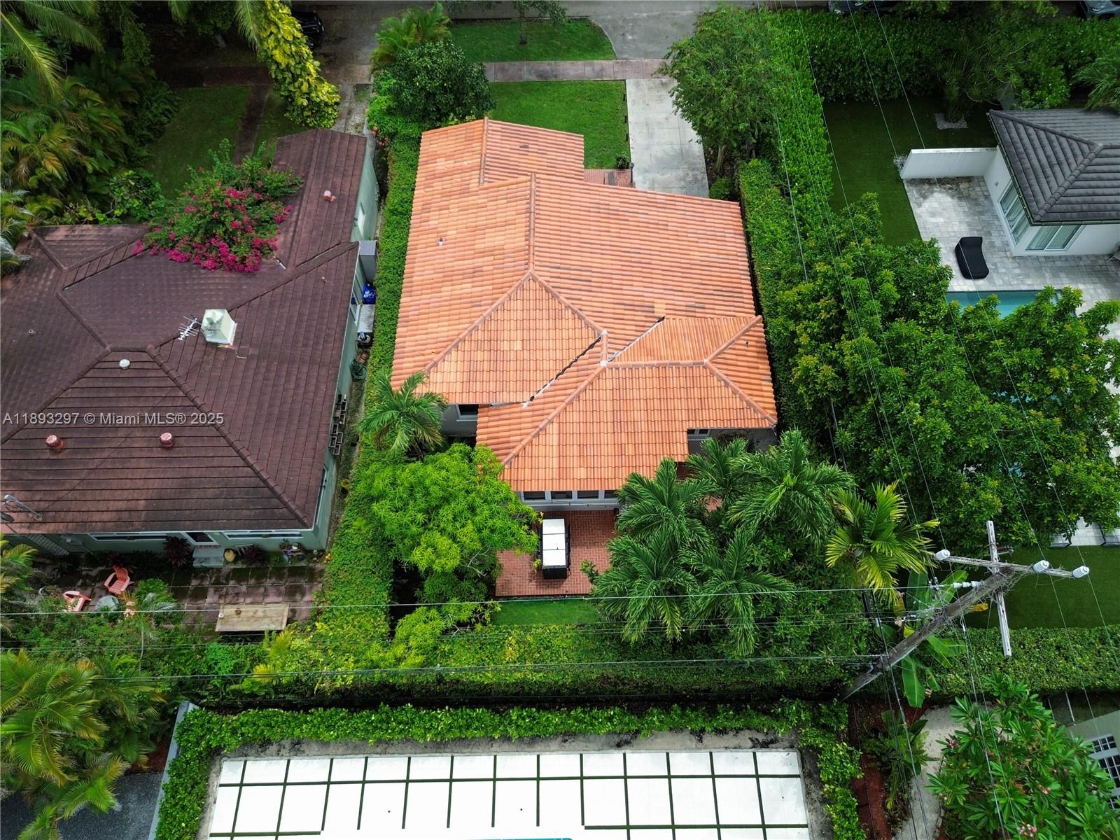 CORAL GABLES GRANADA SEC - Residential
