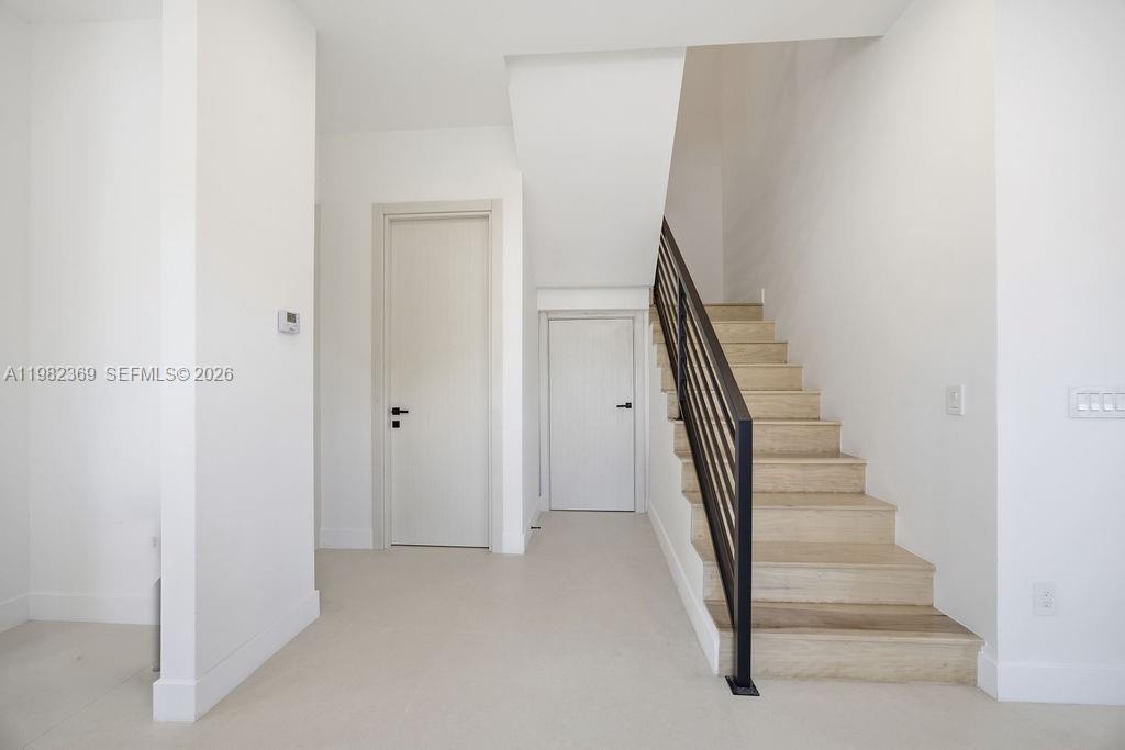 HOLIDAY HEIGHTS - Residential Lease