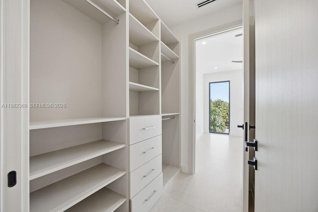 HOLIDAY HEIGHTS - Residential Lease