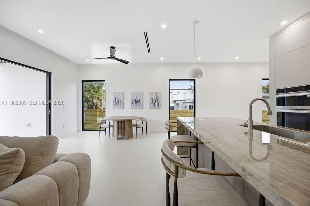 HOLIDAY HEIGHTS - Residential Lease