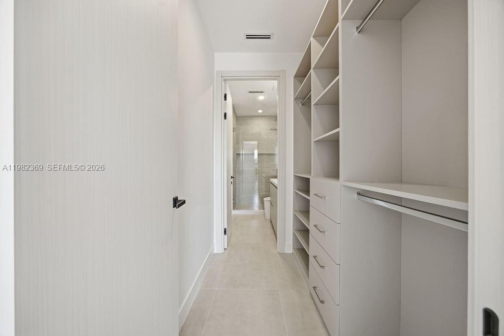 HOLIDAY HEIGHTS - Residential Lease