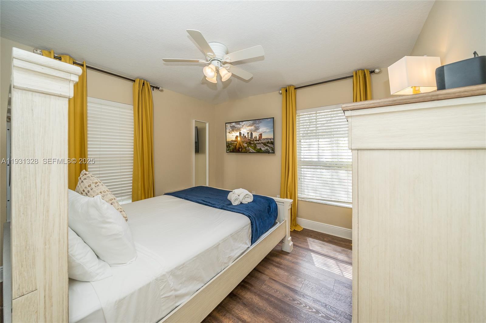 80S | OAKS AT RIVERVIEW - Residential