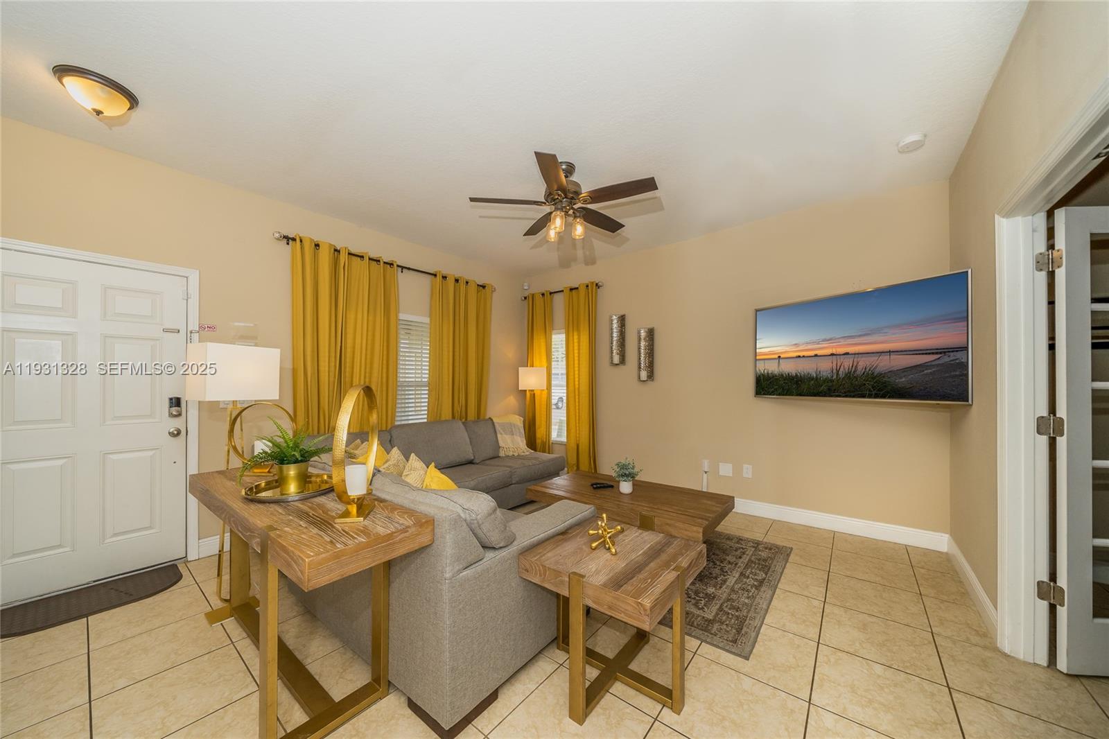 80S | OAKS AT RIVERVIEW - Residential