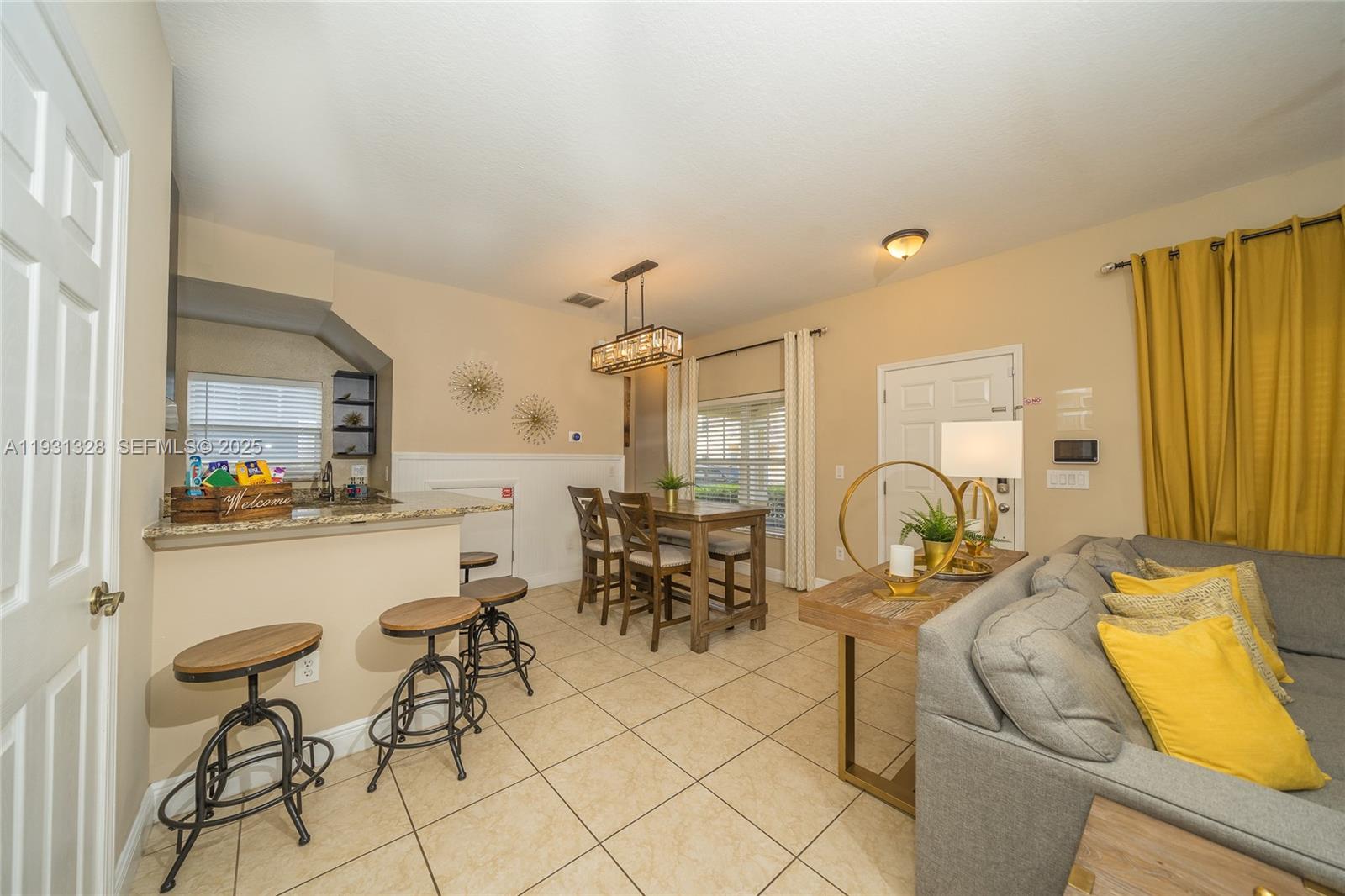 80S | OAKS AT RIVERVIEW - Residential