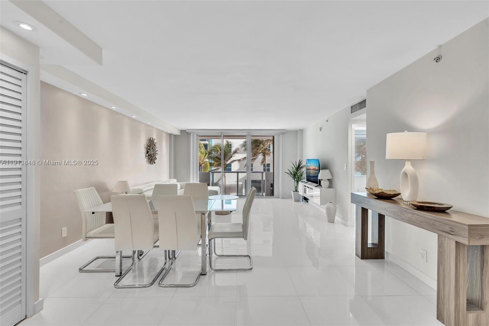 CARLISLE ON THE OCEAN CON - Residential Lease