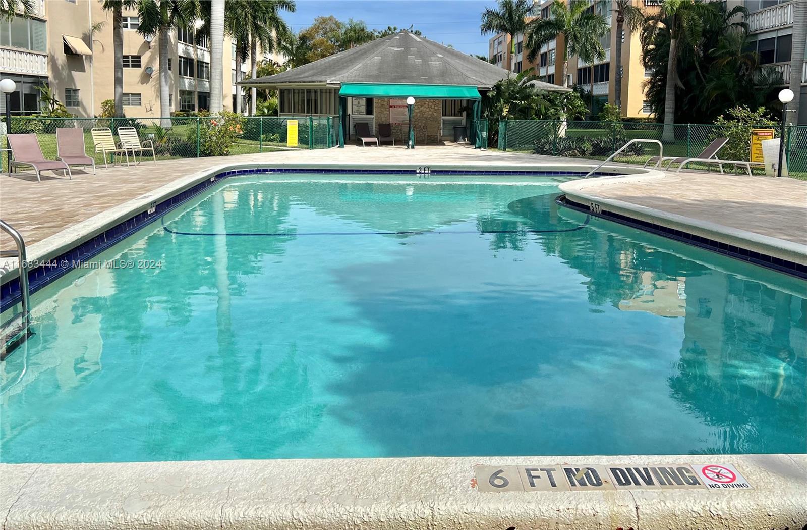 MEADOWBROOK TOWERS CONDO - Residential