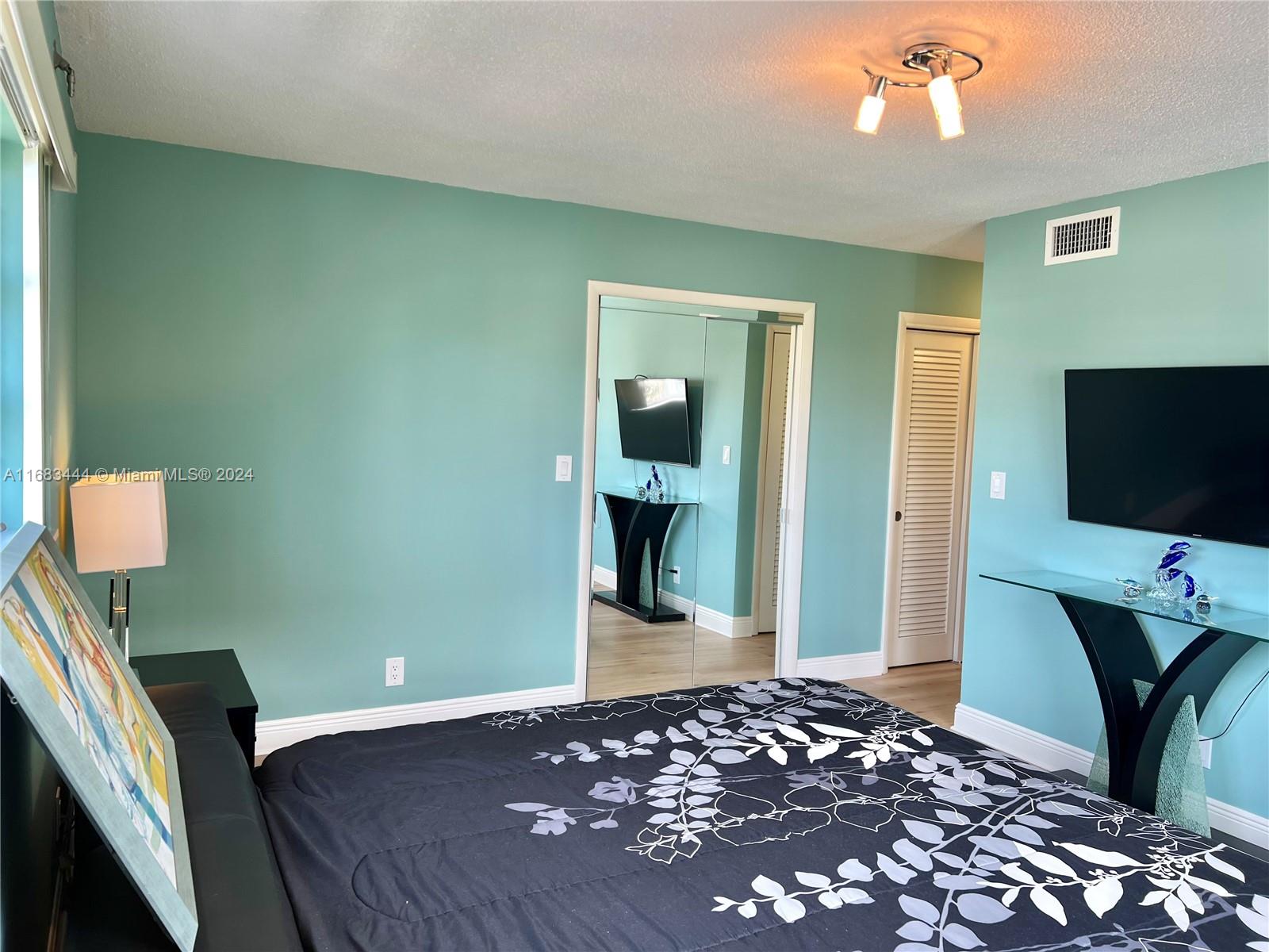 MEADOWBROOK TOWERS CONDO - Residential