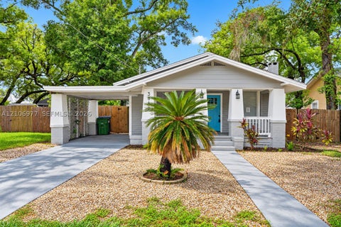 Photo of 3810 N Arlington Ave, Tampa, FL 33603 (MLS # A12106977)