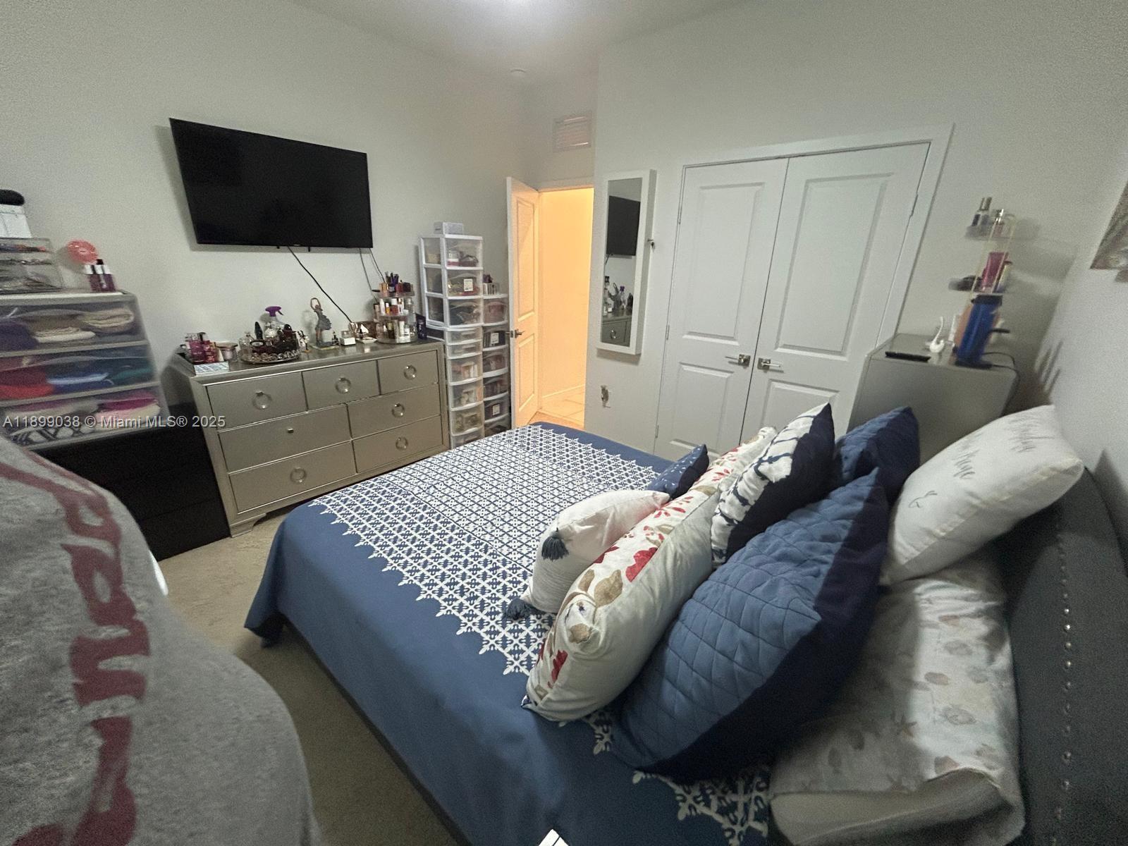 DIXIE HEIGHTS - Residential Lease