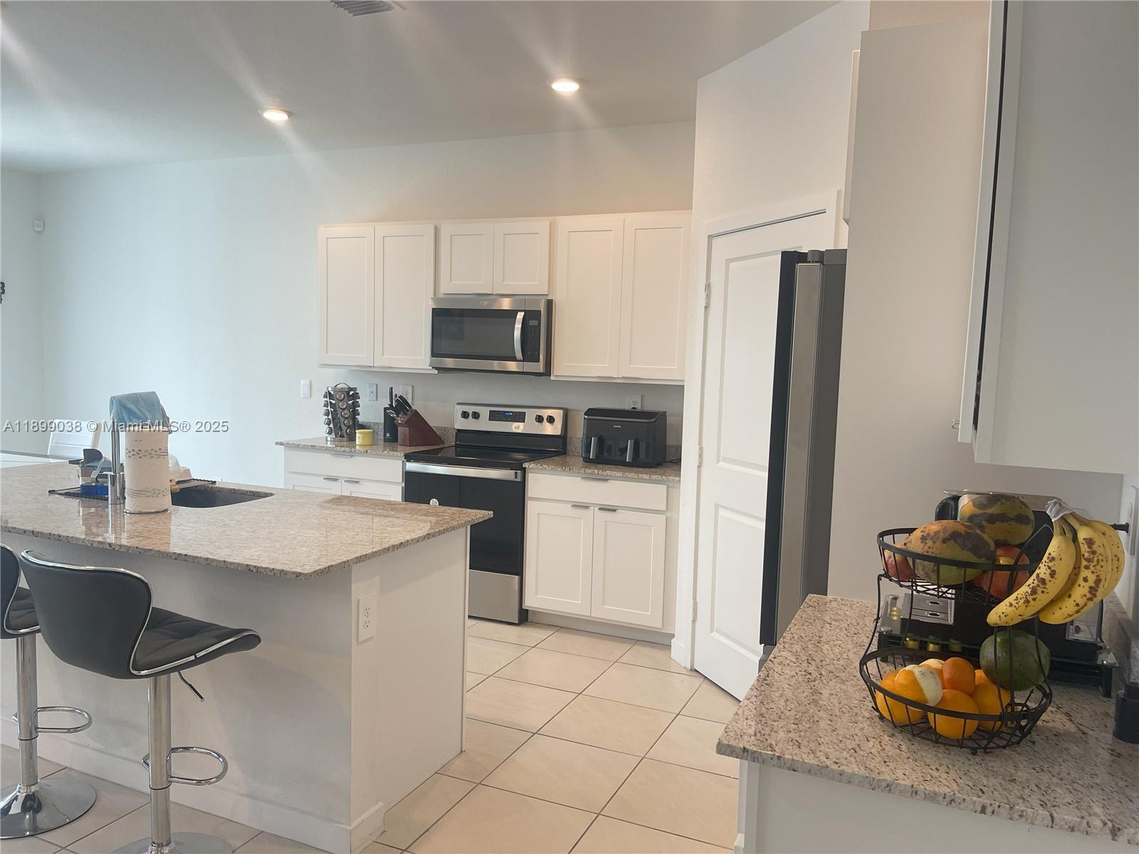 DIXIE HEIGHTS - Residential Lease