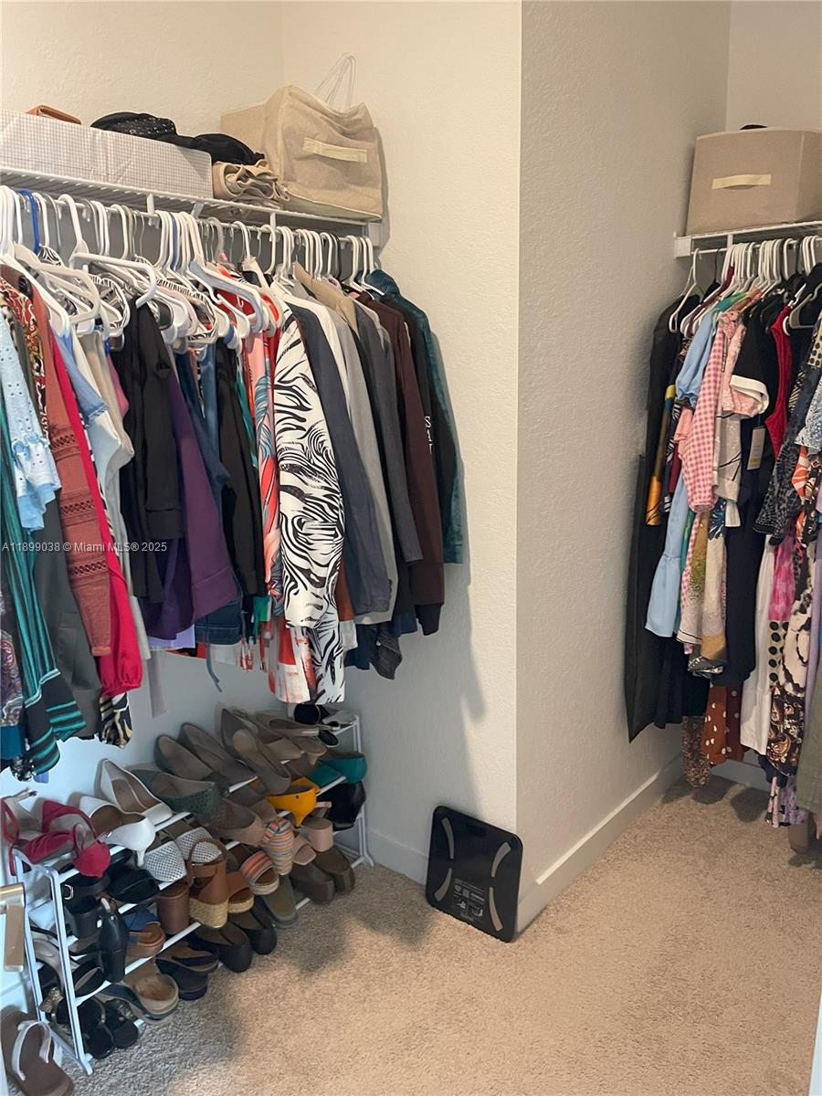 DIXIE HEIGHTS - Residential Lease