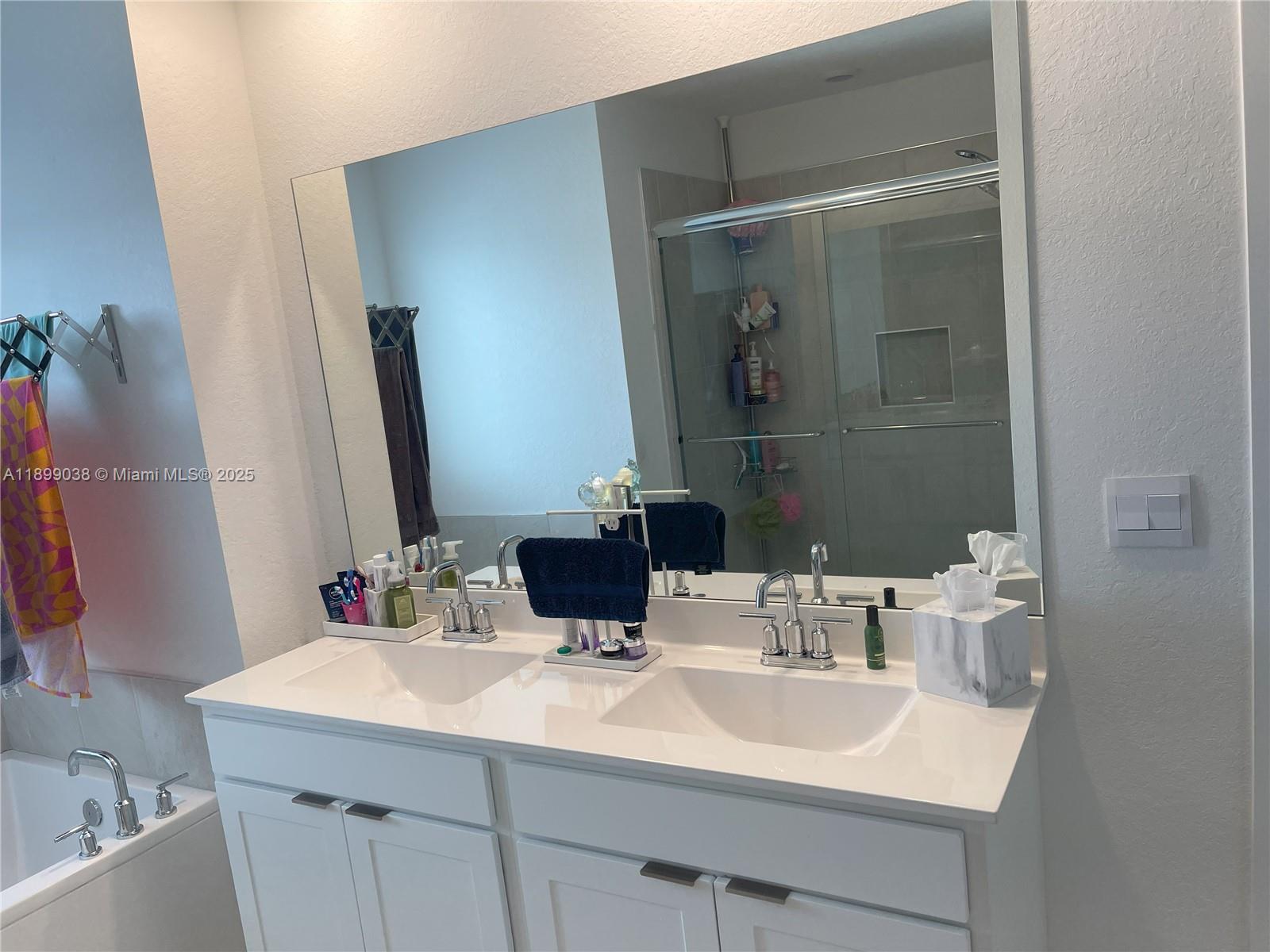 DIXIE HEIGHTS - Residential Lease