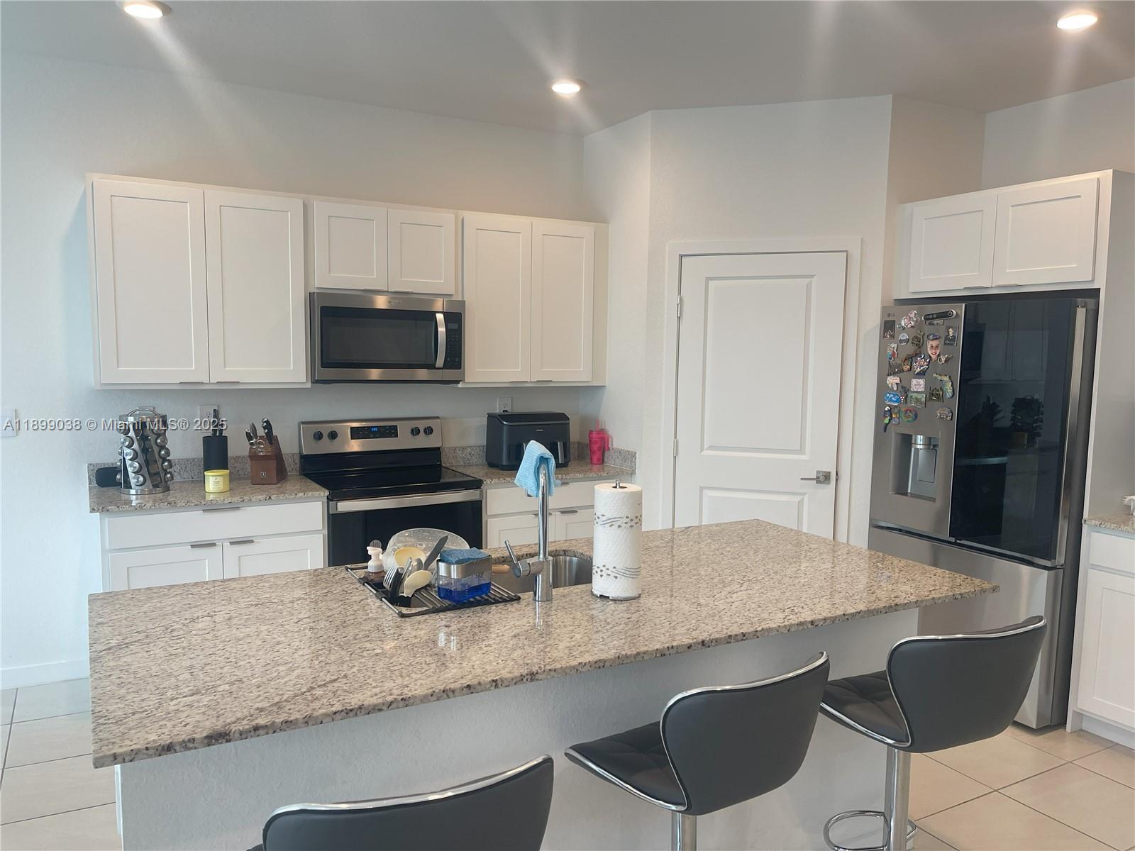 DIXIE HEIGHTS - Residential Lease