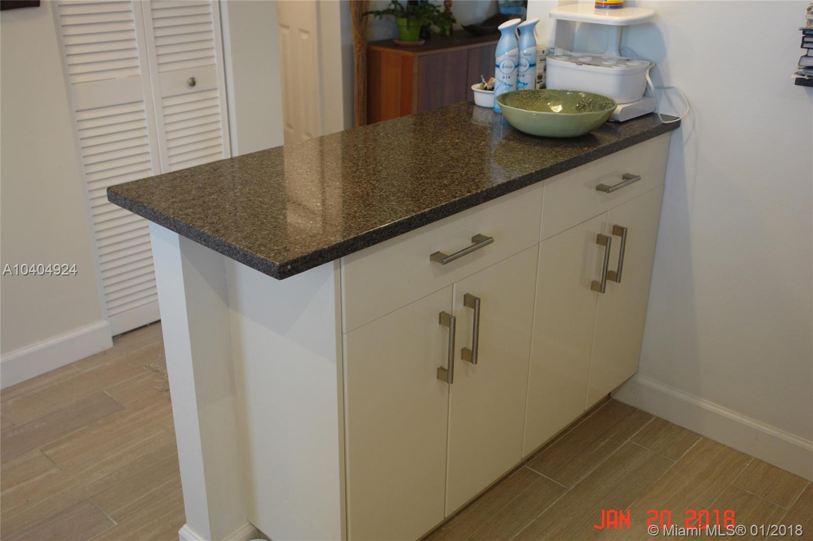 SUNRISE LAKES 96 CONDO - Residential