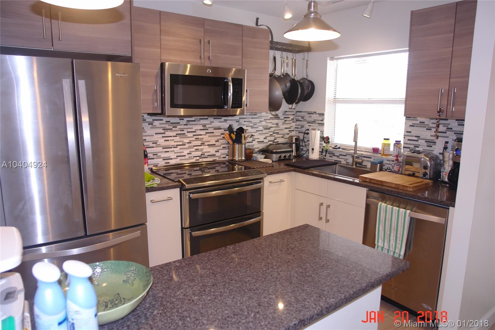 SUNRISE LAKES 96 CONDO - Residential