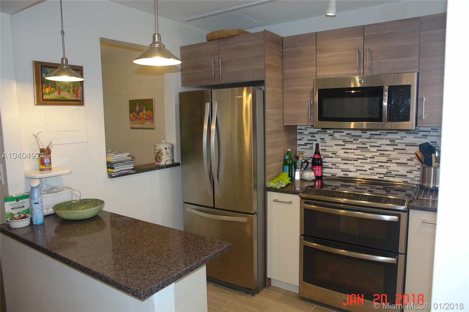 SUNRISE LAKES 96 CONDO - Residential