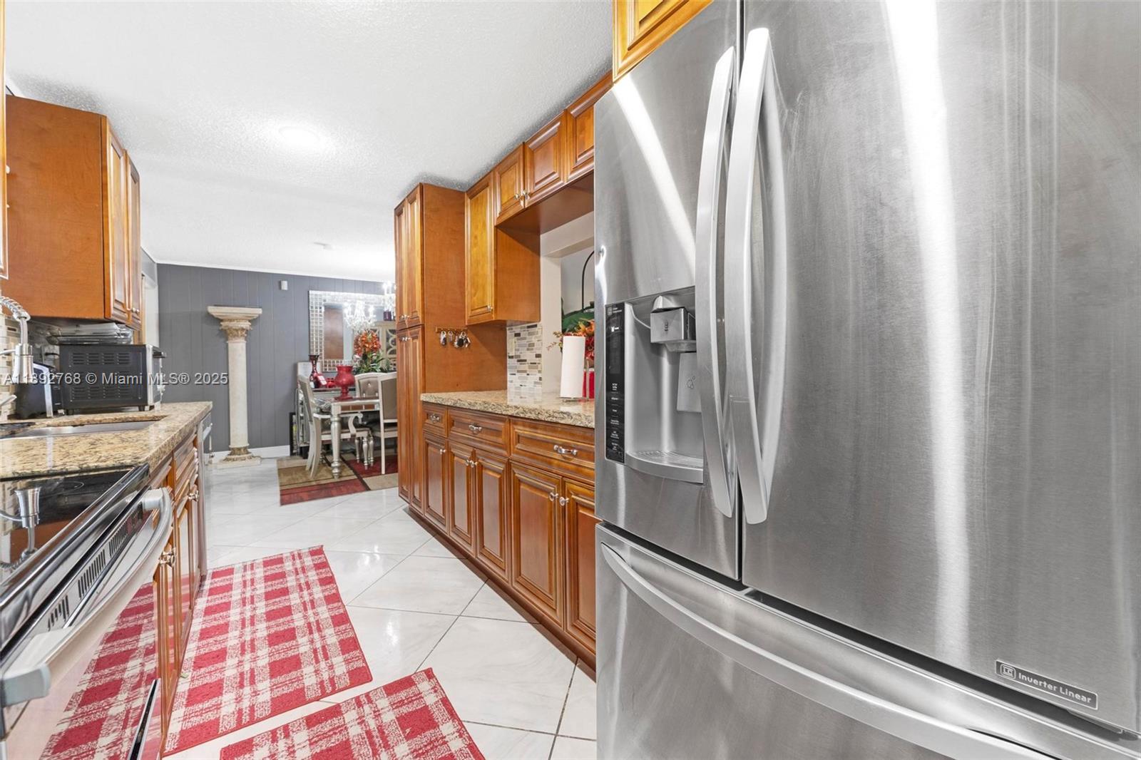 View photos, virtual tours, details... 3995 NW 105th Ave